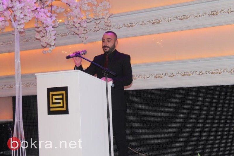ساهر عوكل خلال حفل استقباله يعلن عن تبرعه بنصف الجائزة لمركز سرطان الأطفال في لبنان-74