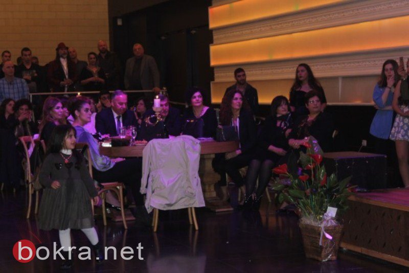 ساهر عوكل خلال حفل استقباله يعلن عن تبرعه بنصف الجائزة لمركز سرطان الأطفال في لبنان-81