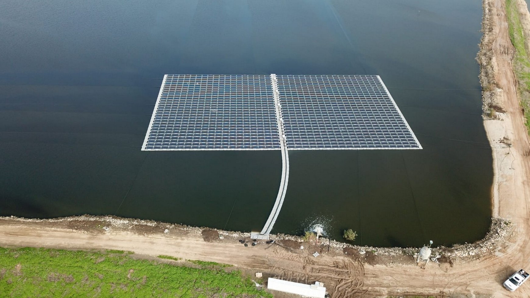 في الجلبوع، مشروع غير مسبوق: ألواح لإنتاج الطاقة الشمسية على برك الأسماك-2