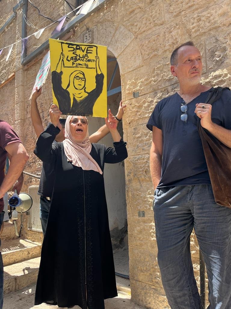 السلطات الاسرائيلية تقمع وقفة إسناد لعائلة صب لبن المهددة بالتهجير القسري-1