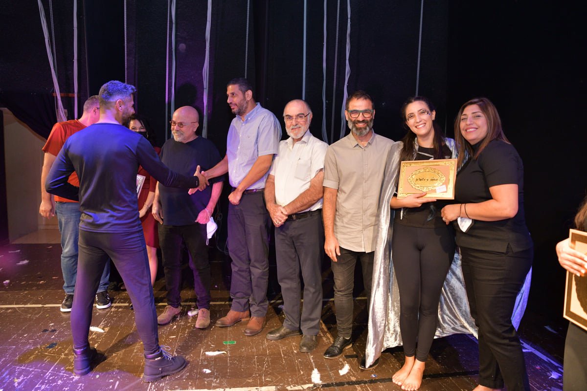 أكاديمية فرينج الناصرة تحتفل بتخريج الفوج الثاني من طلابها وعرض مسرحيتهم الأولى-22