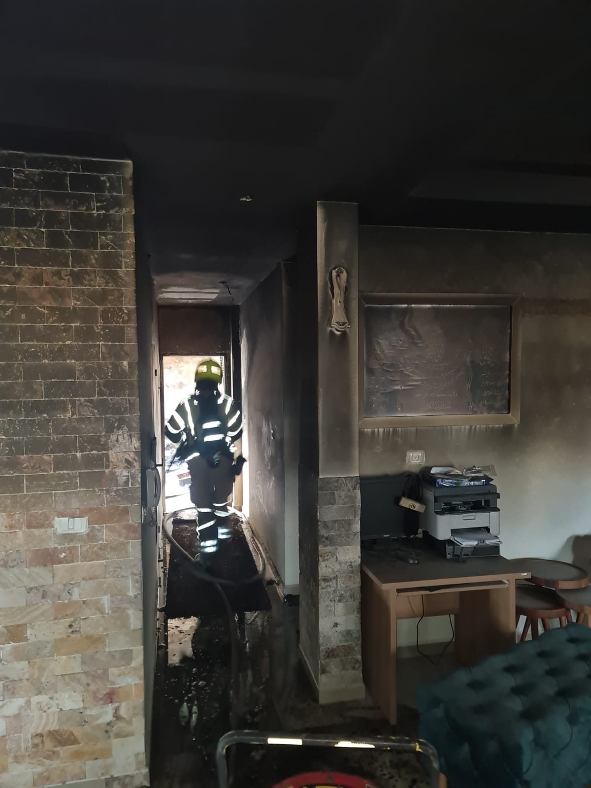 اندلاع حريق داخل منزل في بلدة الشبلي-0