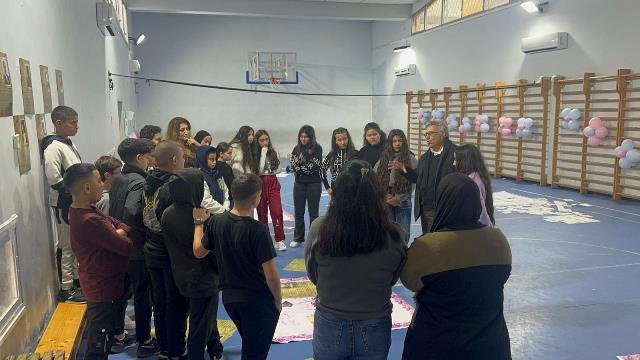 الاتّحاد العام للكتّاب الفلسطينيّين - الكرمل 48 يشارك في إحياء يوم اللغة العربية في مدرسة الكرمة في حيفا-10