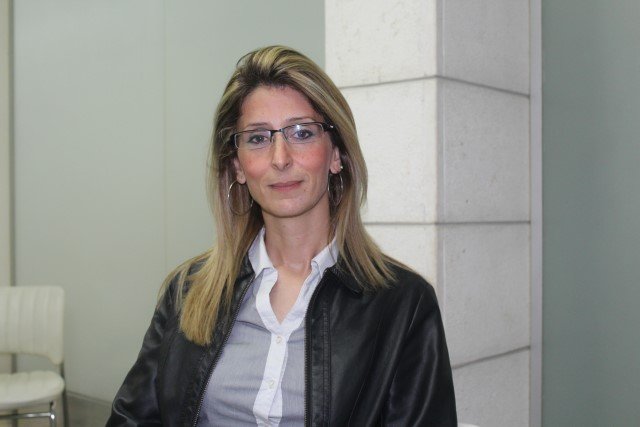 يمنى زعبي، اول امرأة عربية تعلن بترشيح نفسها لرئاسة مجلس اقليمي-1