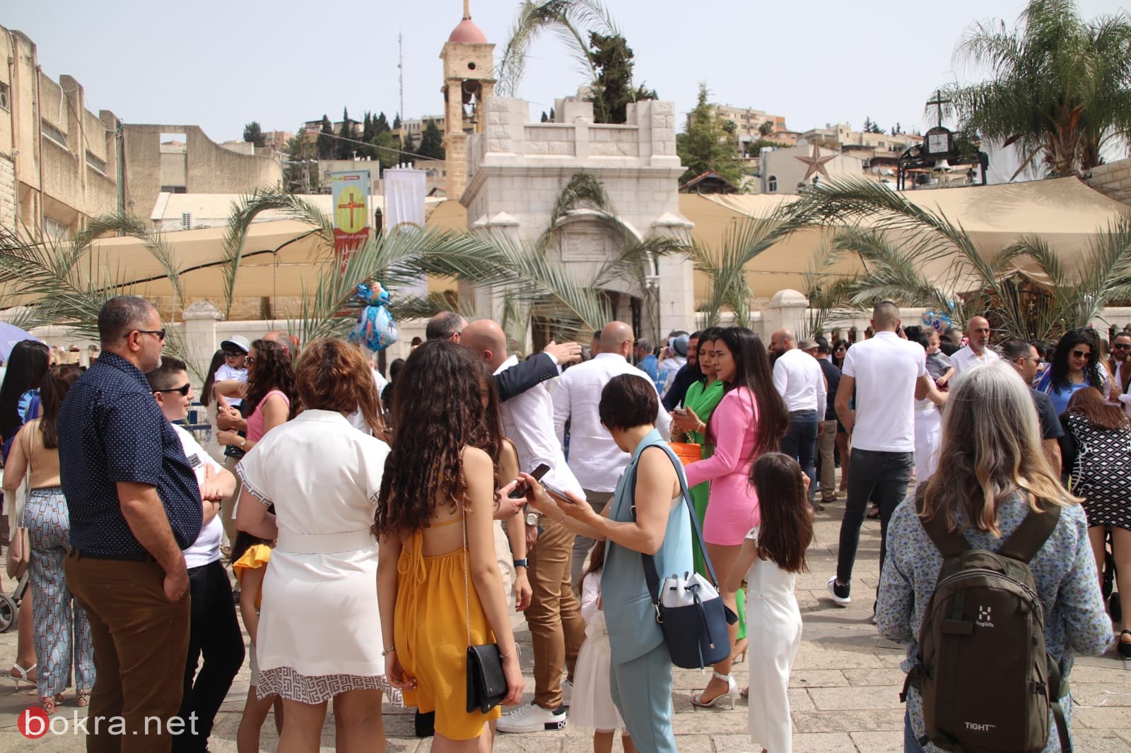 الناصرة : اجواء احتفالية بمسيرة أحد الشعانين بكنيسة البشارة للروم الأرثوذكس-11