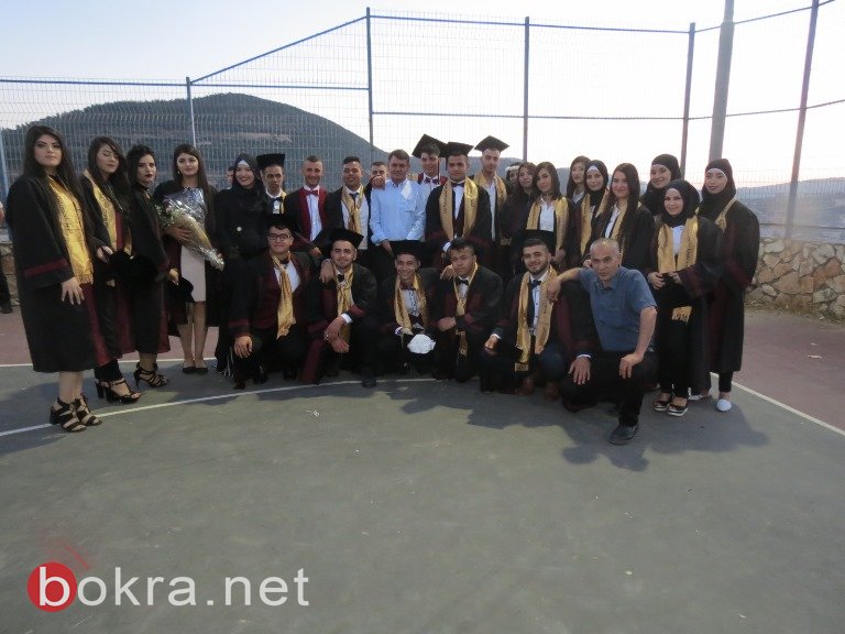 عرابة: مدرسة البخاري الثانوية الشاملة تحتفل بتخريج الفوج الحادي عشر من طلابها -143