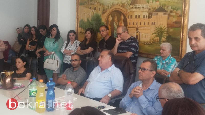 رئيس بلدية الناصرة السيد علي سلام يعايد على مستخدمي البلدية-7