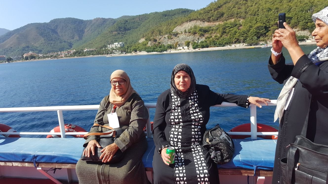 بلدية الناصرة تخصص رحلة ترفيهية لعدد من مسني المدينة الى تركيا-9