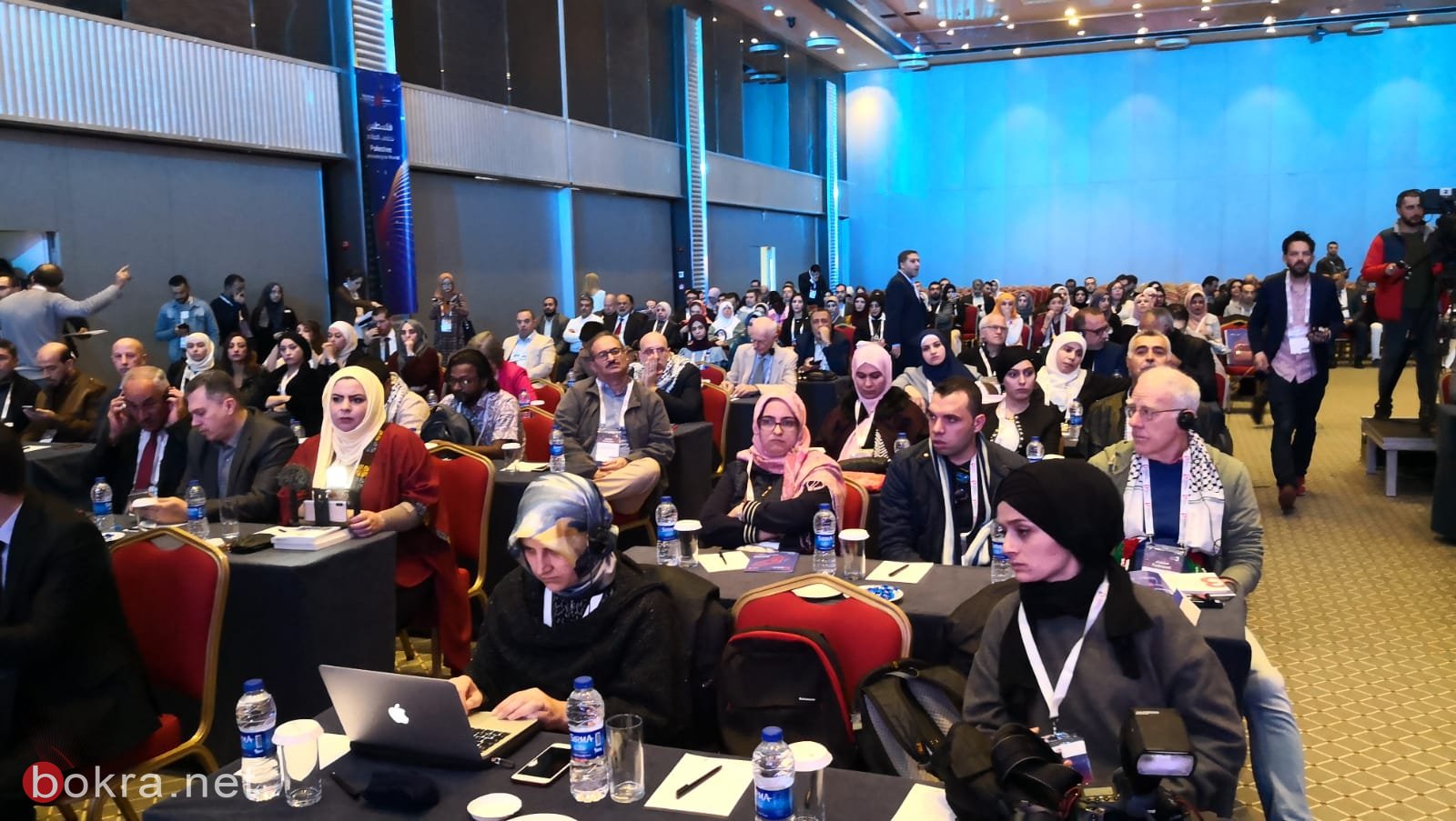 اسطنبول: فلسطينيون يشاركون في مؤتمر "فلسطين تخاطب العالم" ولقاء خاص مع الصحافية إسراء الشريف-0