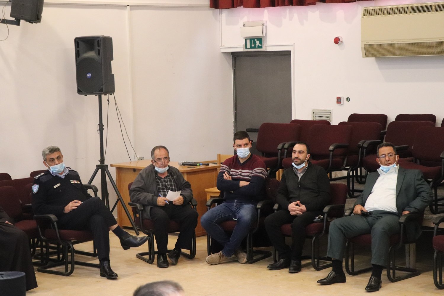 بلدية بيت لحم تقعد لقاءً تشاوريا للخروج برؤية مشتركة في تنظيم الاحتفالات الميلادية المجيدة ضمن إجراءات السلامة والوقاية العامة-3