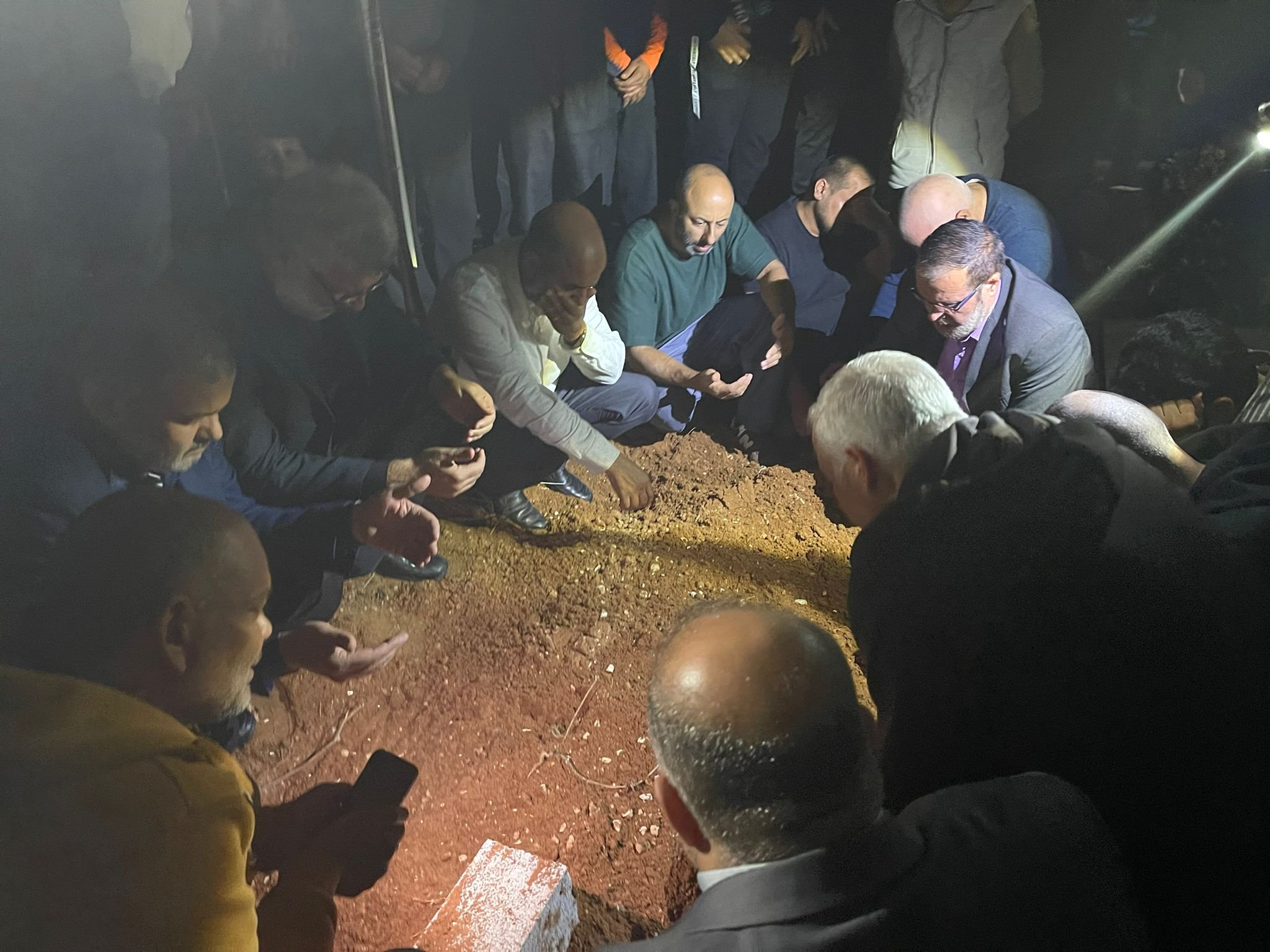 تشييع جثمان القيادي الاسلامي سليمان سعيد سطل بحضور واسع في يافا-4