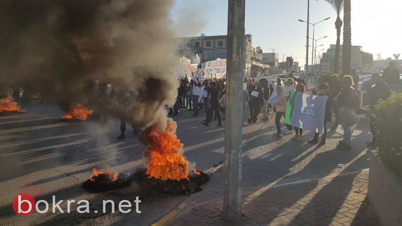 مظاهرات وإغلاق شوارع وإضراب في كل أنحاء البلاد بسبب أزمة "طيفع"-6