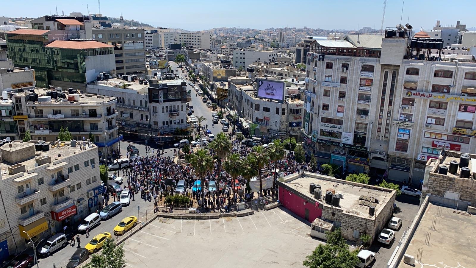 إضراب ومسيرات في مختلف أرجاء الضفة الغربية-3