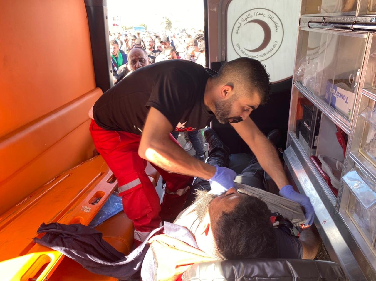 شهيد وعشرات الإصابات خلال مواجهات مع الاحتلال شمال البيرة-5
