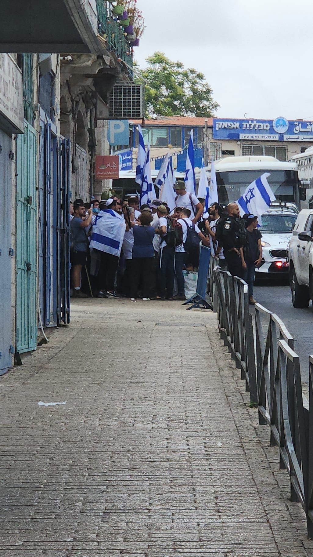 توتر في القدس وتجمعات للمستوطنين مع وزراء ونواب في عدة مناطق-2