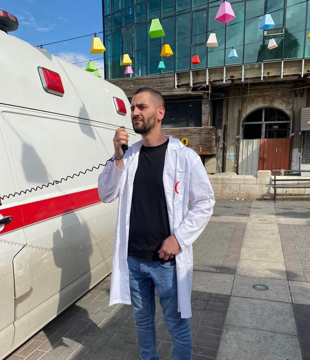 طولكرم: مسيرة للطواقم الطبية تنديدًا باستهداف مستشفى المعمداني بغزة-3