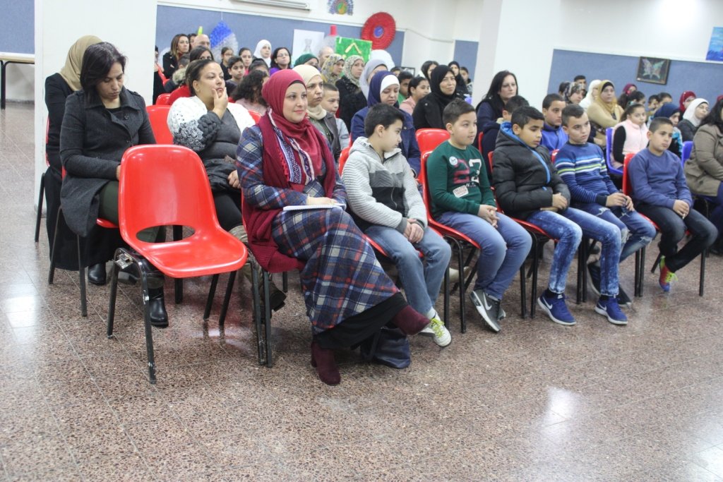 المدرسة الإعدادية (أ) يافة الناصرة تستقبل وتحتضن أهالي وطلاب السوادس-65