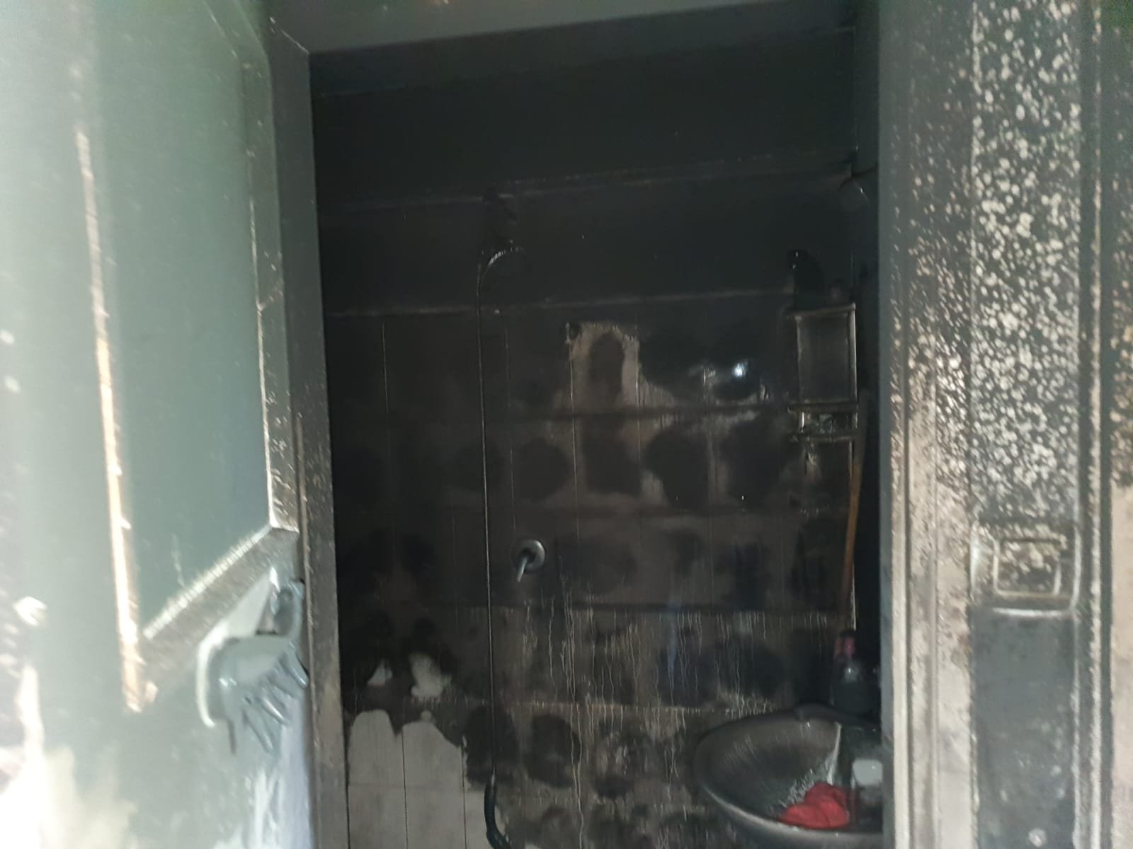 اندلاع حريق كبير في منزل بمدينة العفولة ويخلّف أضرارا جسيمة-1