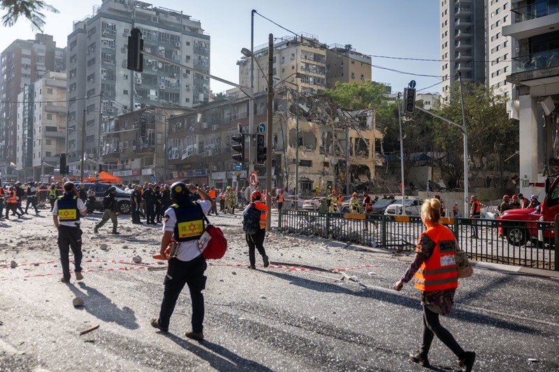 هجوم إيراني واسع: إصابة مباشرة لسوروكا اصابات ودمار في مركز البلاد-1