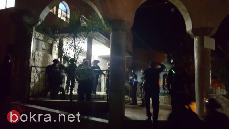 الشرطة تقتحم مسجد الفاروق بأم الفحم ومنزل إمامه، وتعتقل الإمام-3