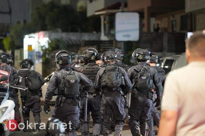 أم الفحم: خلال تظاهرة ضد العدوان الإسرائيلي على غزة - الشرطة تعتدي وتعتقل 12 من المتظاهرين-7