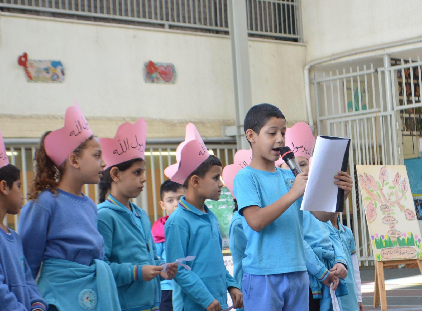 احتفالٌ جليلٌ وَمُبجّلٌ ومعظّم في المدرسة الجماهيرية بير الامير الناصرة بمناسبة المولد النبوي الشريف-8