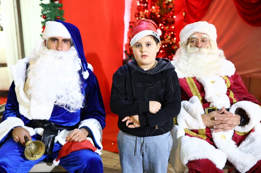 بلو سانتا "Blu Santa" يرافق ستوديو بكرا بأجواء ميلادية رائعة في الناصرة-17
