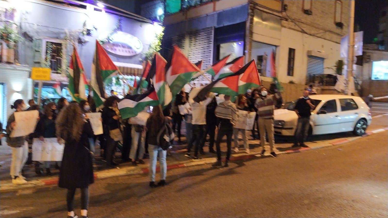 حيفا: مظاهرة صاخبة ضد العنف والجريمة وتخاذل الشرطة!-2
