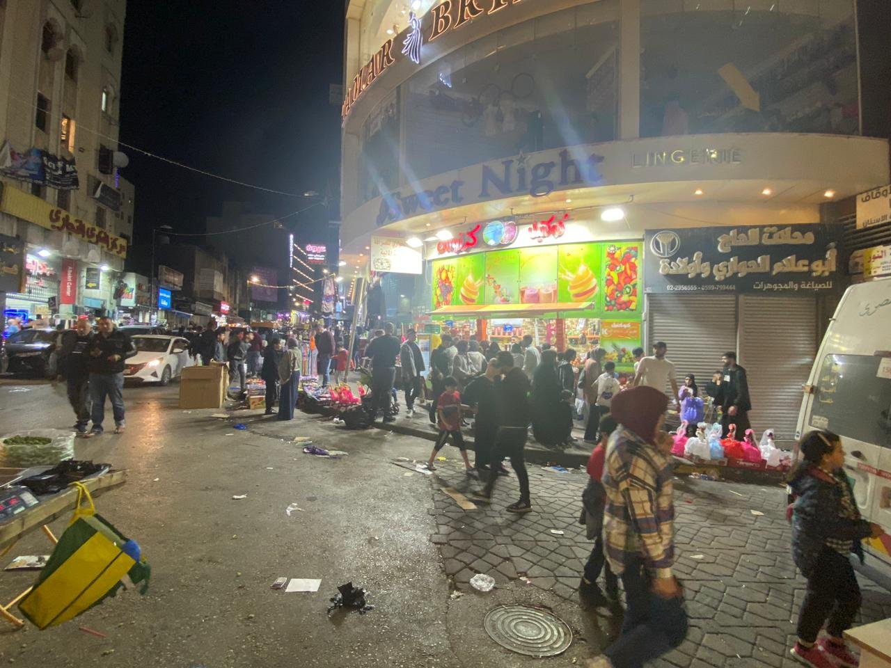 أسواق رام الله والبيرة تعج بالمتسوقين لاستقبال العيد-8