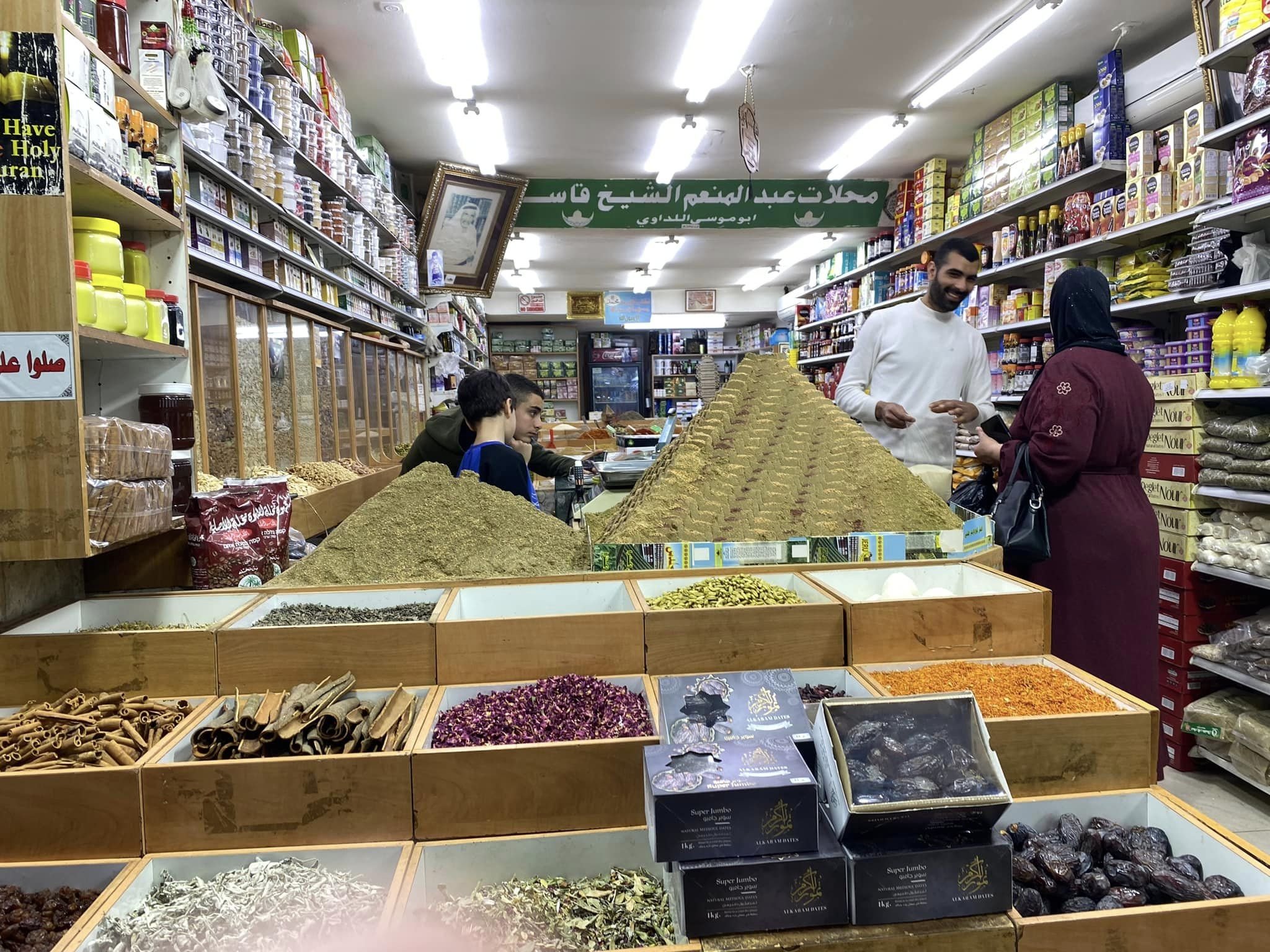 "بكرا" يرصد الأجواء في أسواق القدس عشية عيد الفطر-6