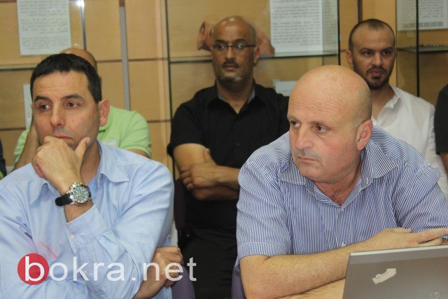 وزير المواصلات يسرائيل كاتس يزور بلدية الناصرة ويعد بالتصليحات-21