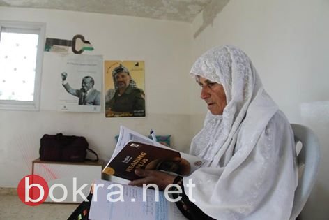 بالصور: خديجة أبو عرقوب .. حكاية وطن في إمراة-3
