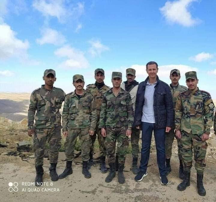بشار وأسماء الأسد في نقطة للجيش بريف دمشق-0
