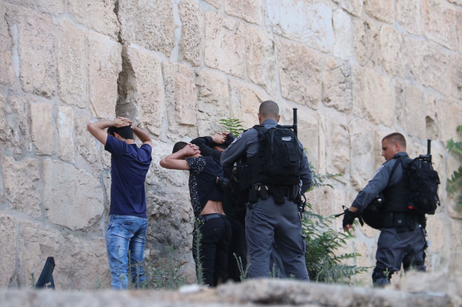 تقييمات أمنية  إسرائيلية تسبق "جمعة الغضب" بالقدس، ومواجهات-4