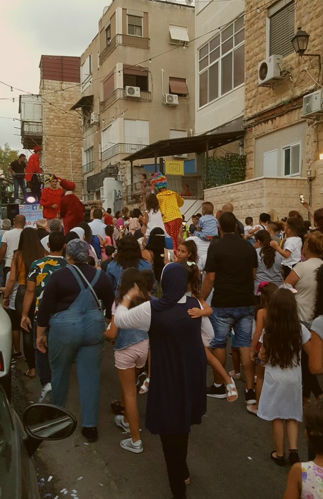 المئات من أهالي مدينة حيفا يشاركون في مسيرة عيد الأضحى المبارك في وادي النسناس – حيفا-7