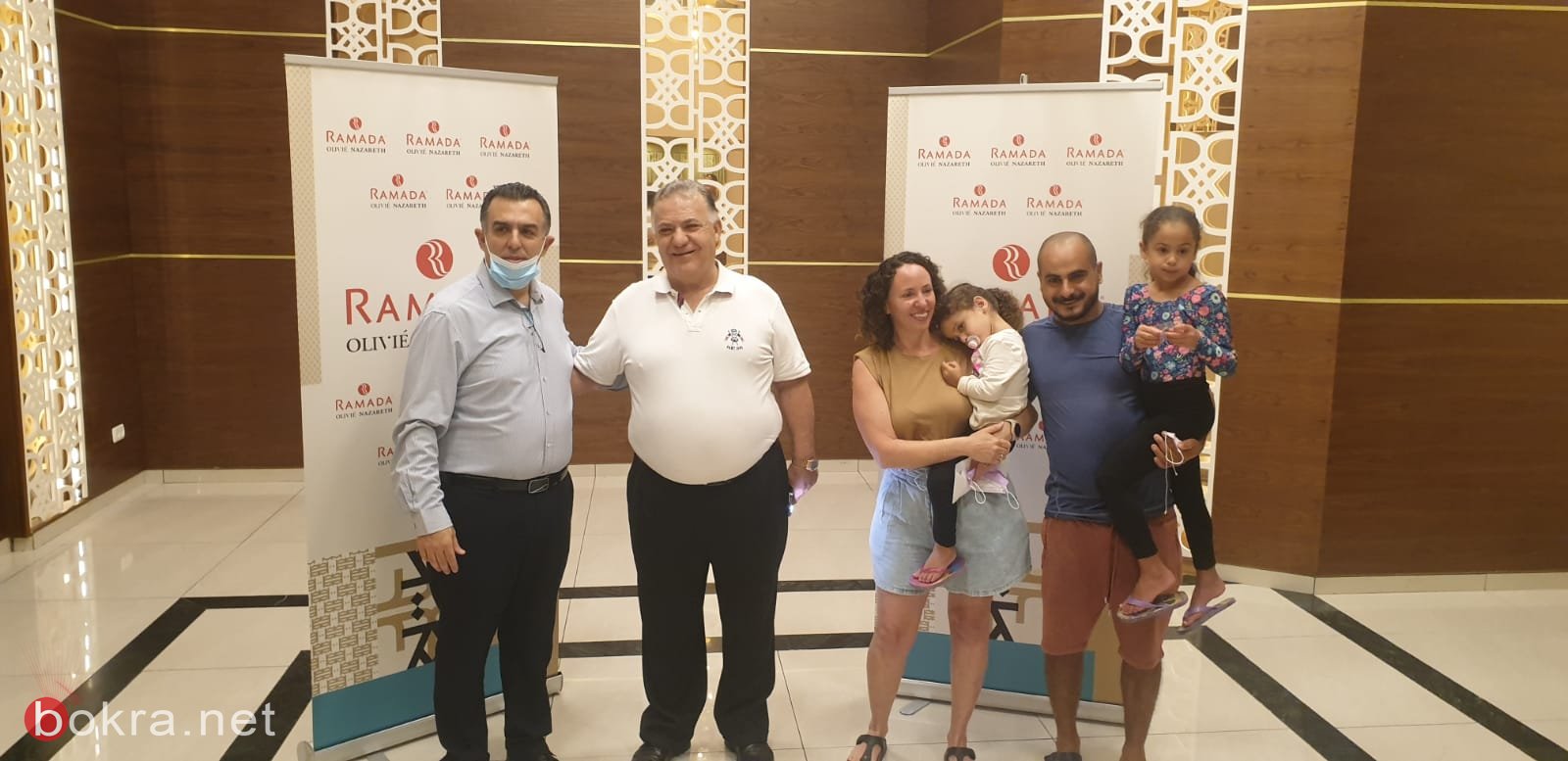 رئيس بلدية الناصرة يلتقي العائلات المتضررة ويكرم أصحاب الفنادق-7