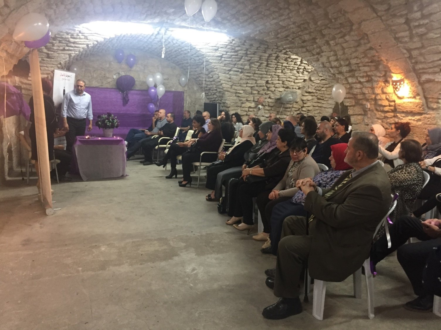"معوف" ينظم لقاءً توجيهيًا وتوعوي لأصحاب المصالح والنساء في سوق الناصرة -25