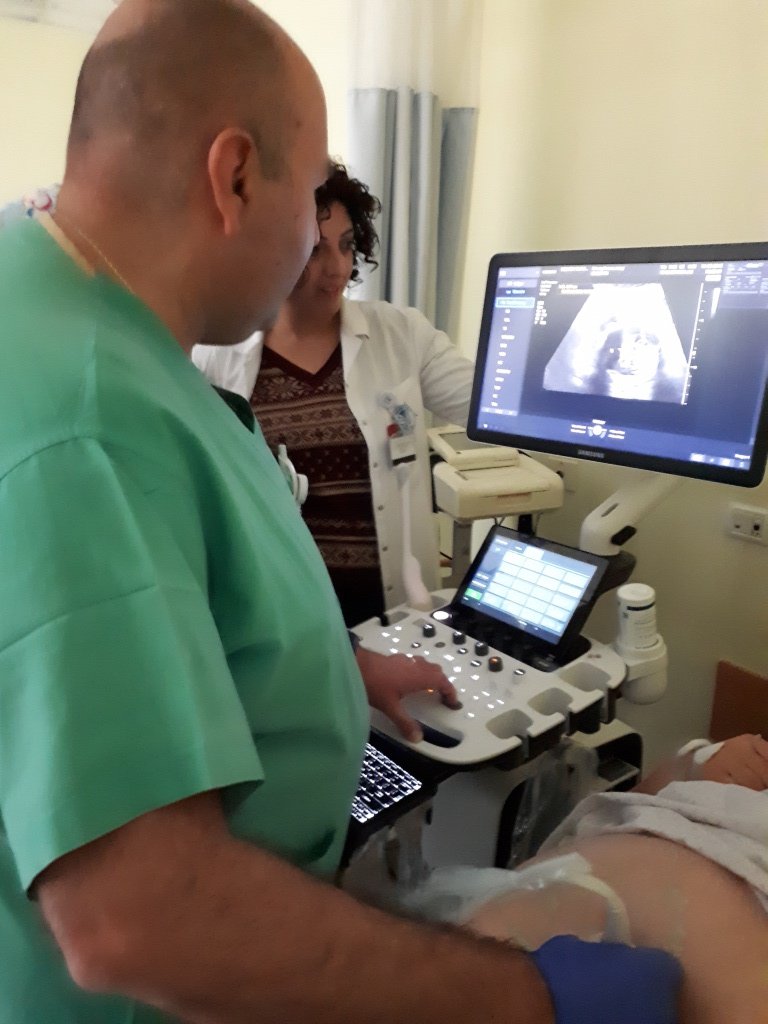 تزويد غرف الولادة في مستشفى الناصرة الانجليزي بأحدث الأجهزة-0