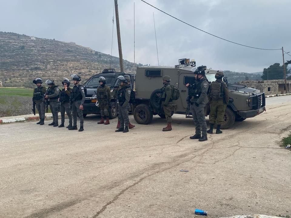 اعتقال 41 فلسطينيًا في الضفة والاعتداء على طلبة اللبن جنوب نابلس-6