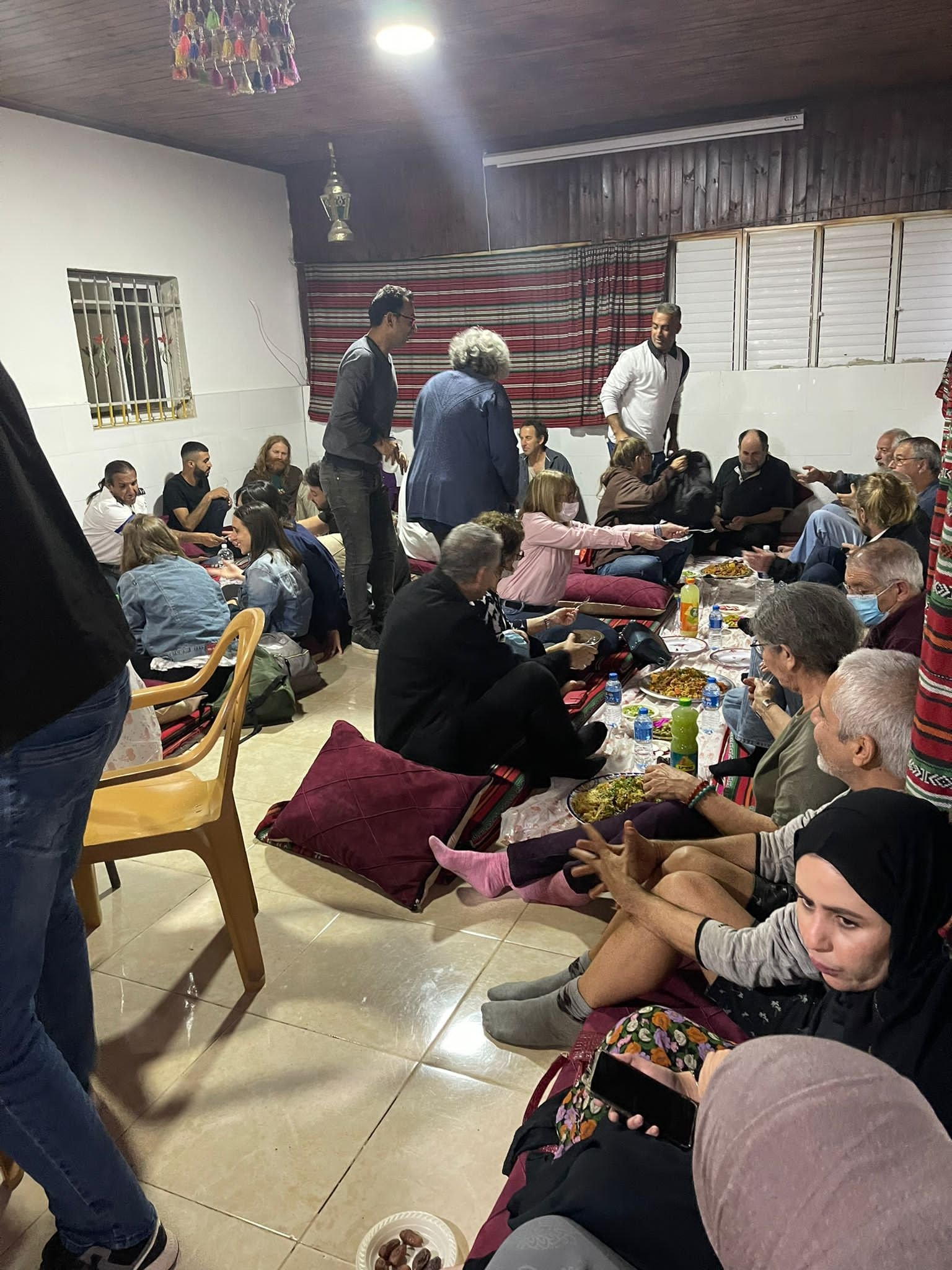 منتدى التعايش السلمي بالنقب يقيم مأدبة افطار مشترك بين عرب ويهود‎‎-11