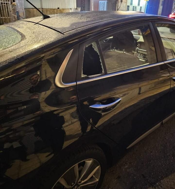 القدس:اعتقال  مشتبه قام بإقتحام سيارة، وسرقة بطاقة سفر للمواصلات العامة-0