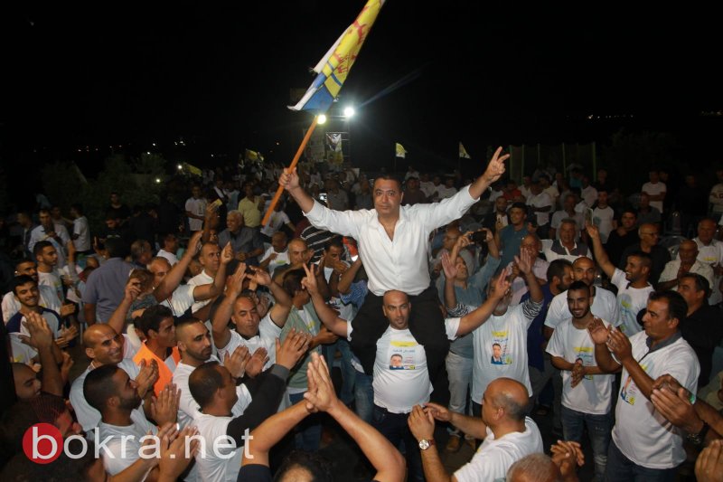 الشبلي أم الغنم: اجتماع انتخابي يتحول إلى المهرجان الأضخم بالمنطقة لدعم المرشح منير شبلي-23