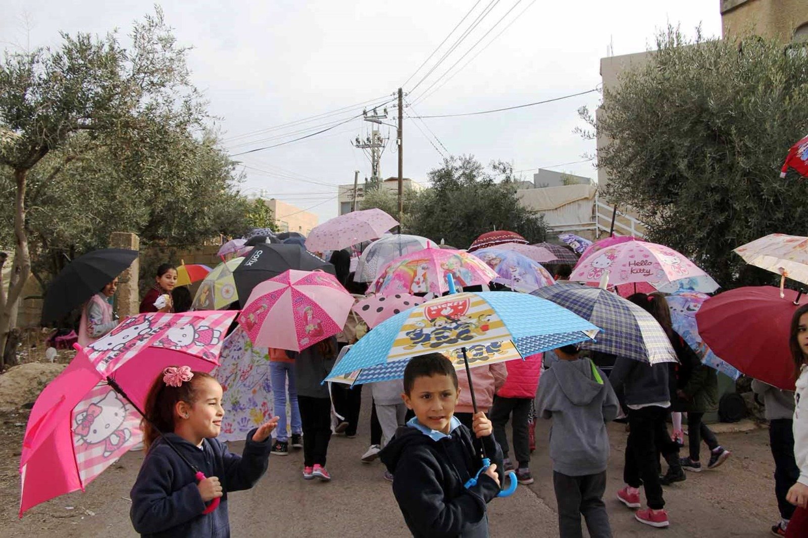 شاهدوا: طلاب صندلة في مسيرة استسقاء لهطول المطر -3