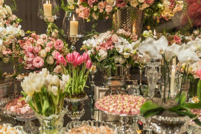 خبيرة ديكور تكشف أسرار الإضاءة المثالية لحفلات الزفاف الشتوية-0