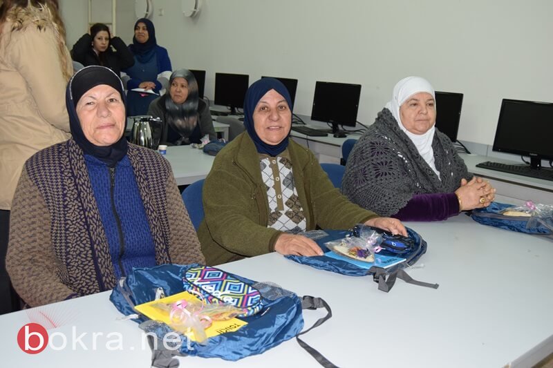 في ثانوية عيلوط .. مشروع فريد يدمج تعليم الأجداد الى جانب الأحفاد-1