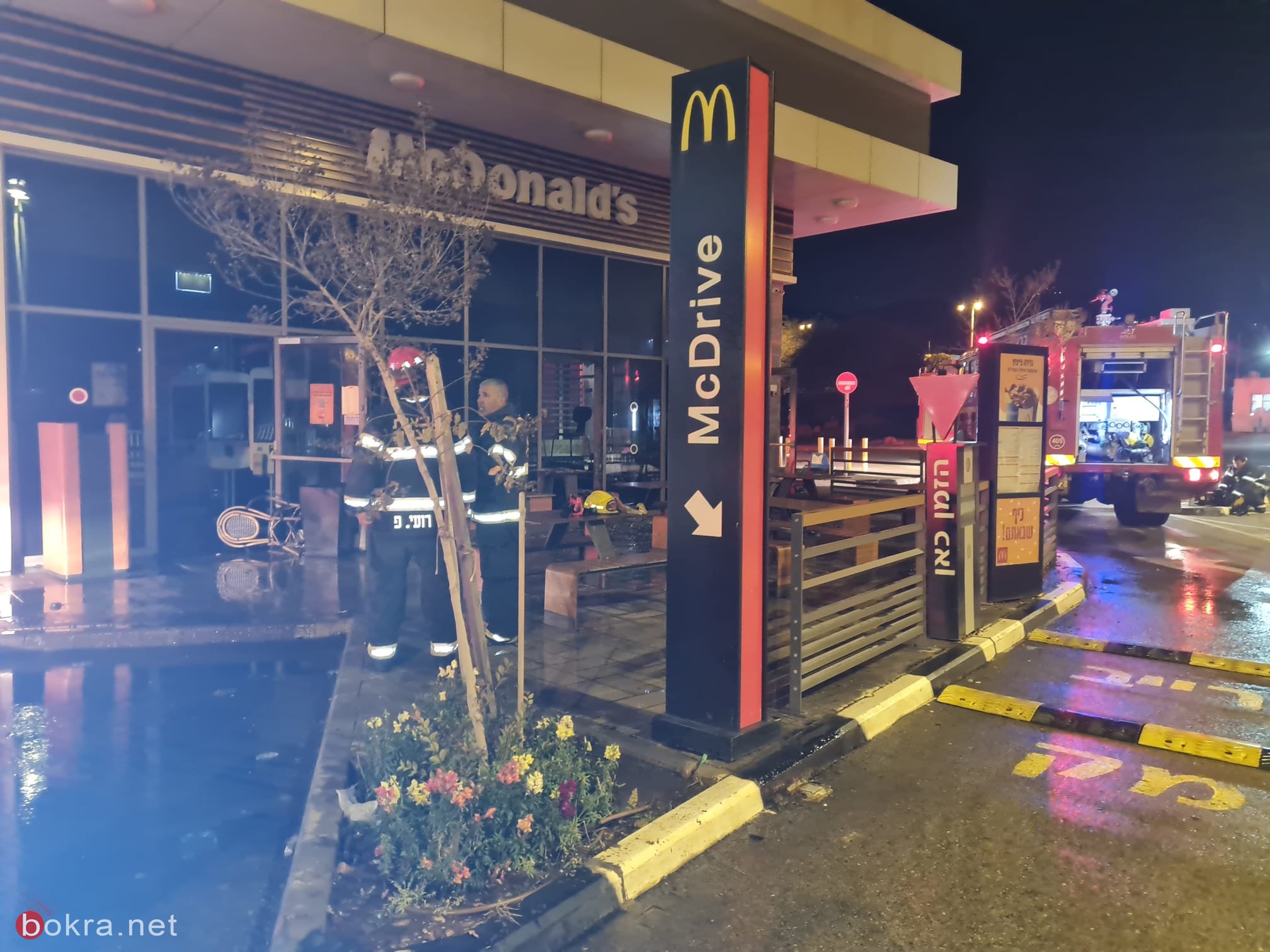 اندلاع حريق في مجمّع للمطاعم عند مفرق عميعاد في الشمال-3