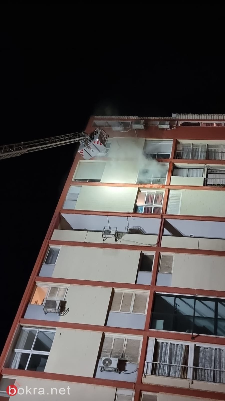 اندلاع حريق في شقة سكنية بمدينة حيفا-2