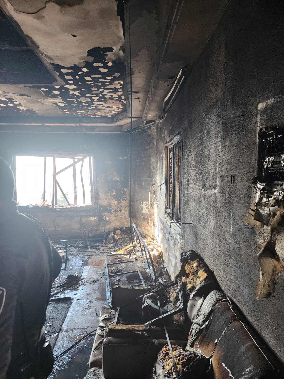 ابو سنان: حريق في منزل واصابة طفلة بصورة متوسطة-2