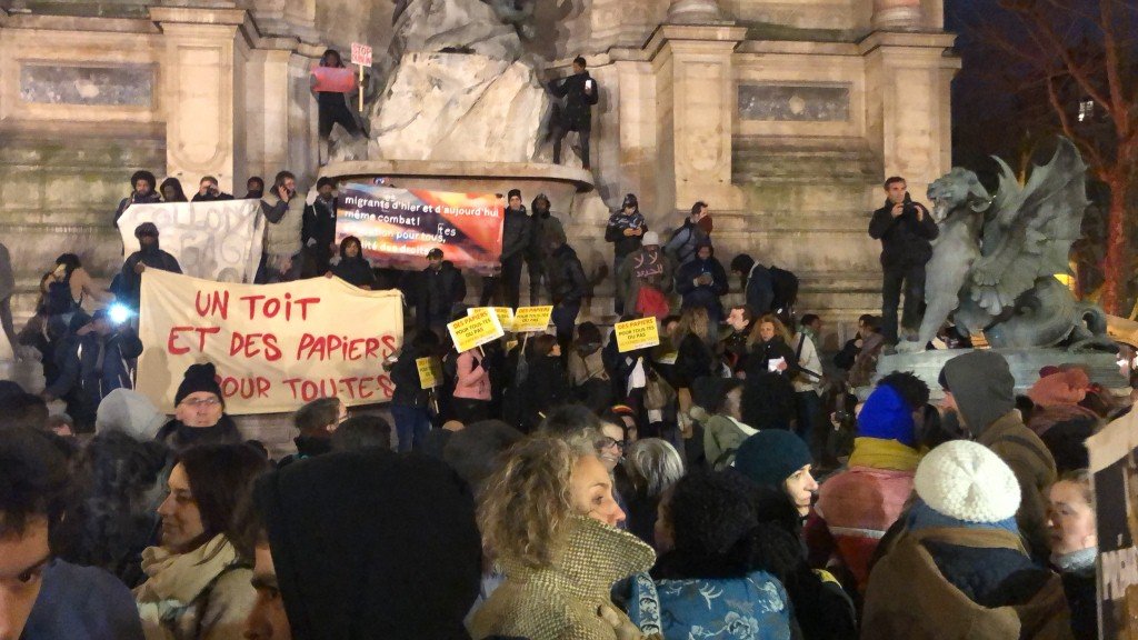 باريس: تظاهرة للمهاجرين ضد التعديلات على قانون الهجرة واللجوء‎-0
