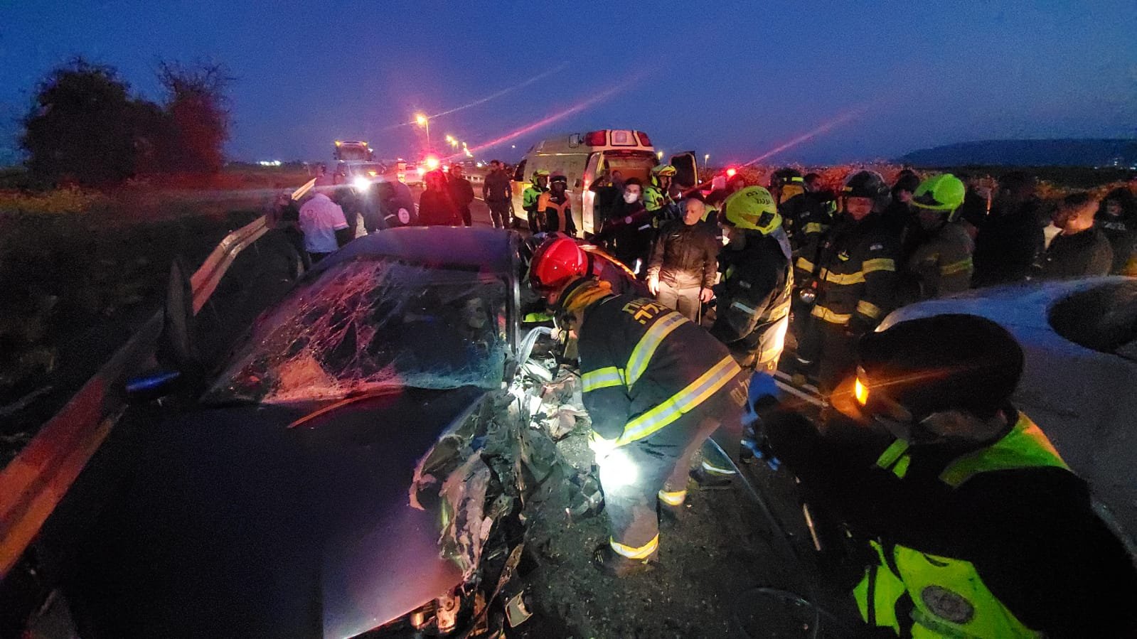 4 اصابات احداهما خطيرة جراء حادث طرق بالقرب من طبريا-0